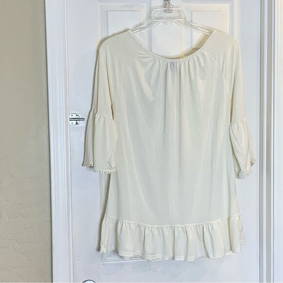 WinWin Crochet Neckline Tunic Cream Color Size Small-Medium - Picture 4 of 9